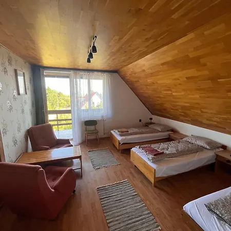 Chill Garden Fuered * 巴拉顿菲赖德